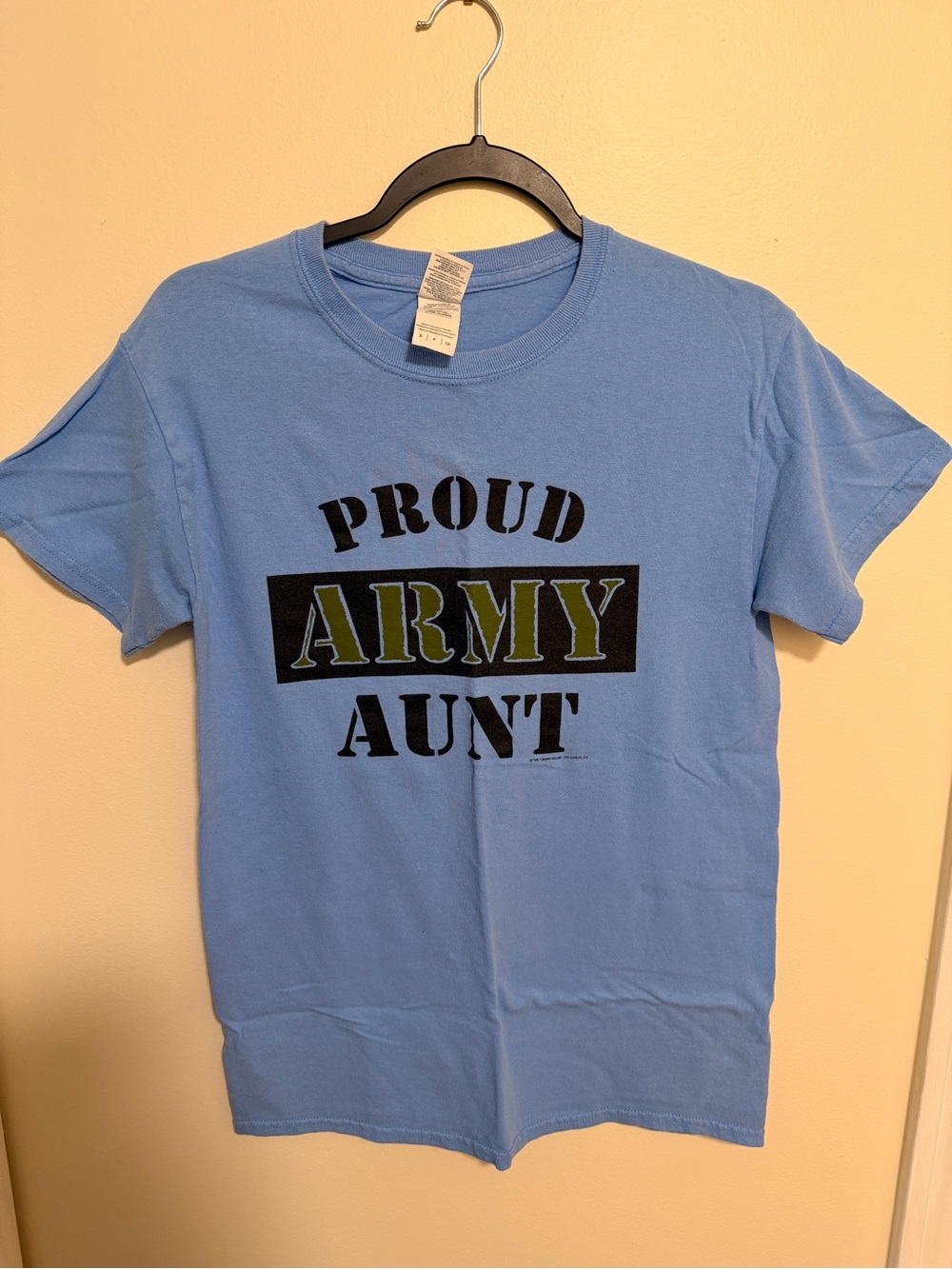Proud Army Aunt T-Shirt - Light Blue